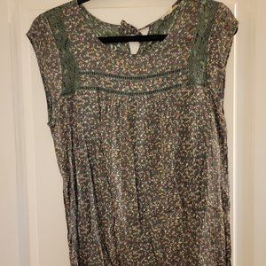 Mystree Floral Lace Top, Size M